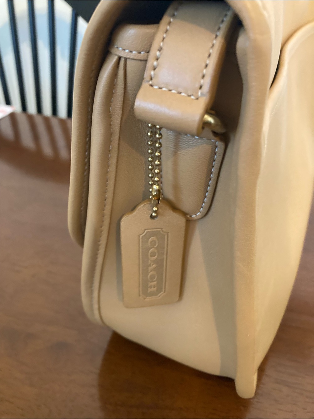 Vintage Coach City Classic Tan Leather Flap Shoulder Bag - Picture 3 of 6
